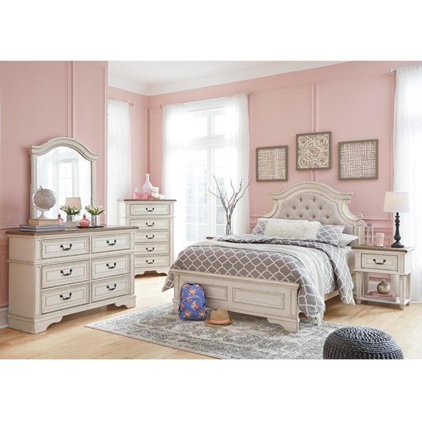 REALYN COMPLETE BEDROOM SET